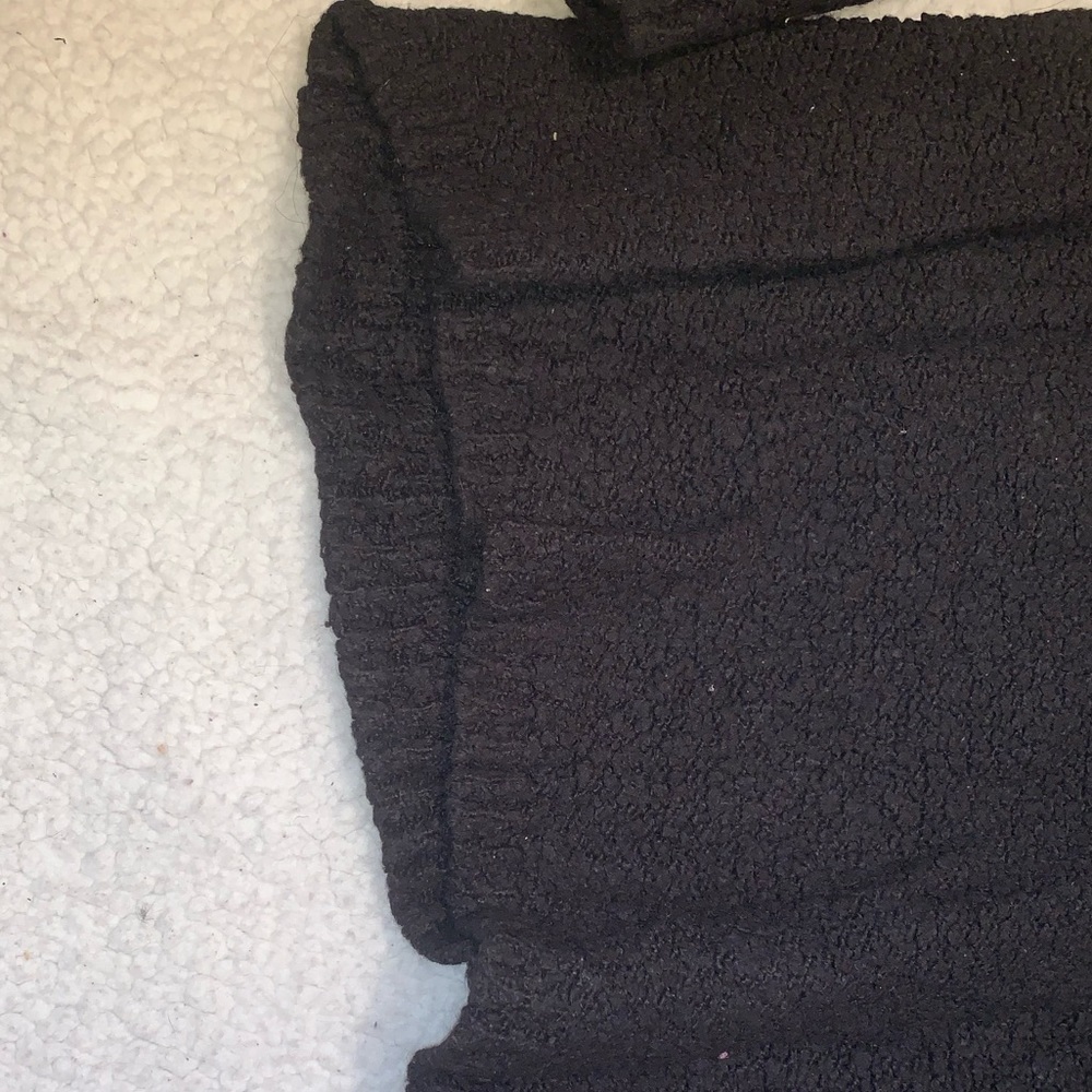 STO Sweater - Picture 5 of 5